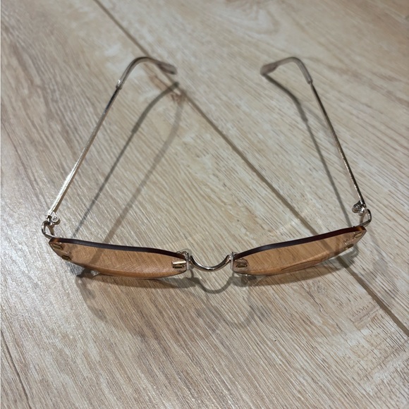 Le Specs pink lens frameless Sunglasses - Picture 2 of 4